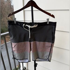 Vuori Black and Gray Board Shorts with Red Accents